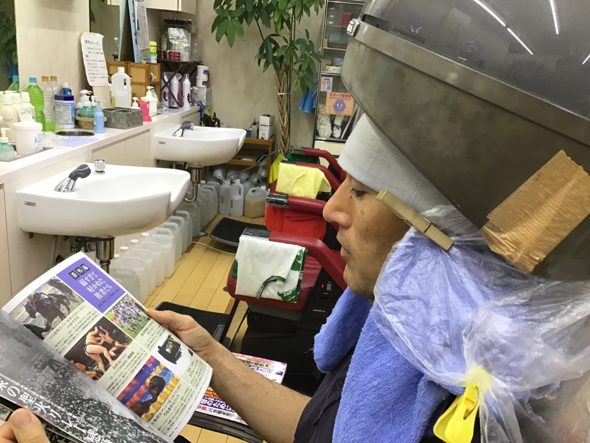 岡山市のヘアサロン抜け毛予防に詳しい理容室・さんぱつひろばです！